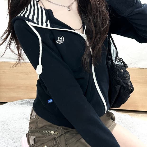 아디다스 패치로고 후드집업