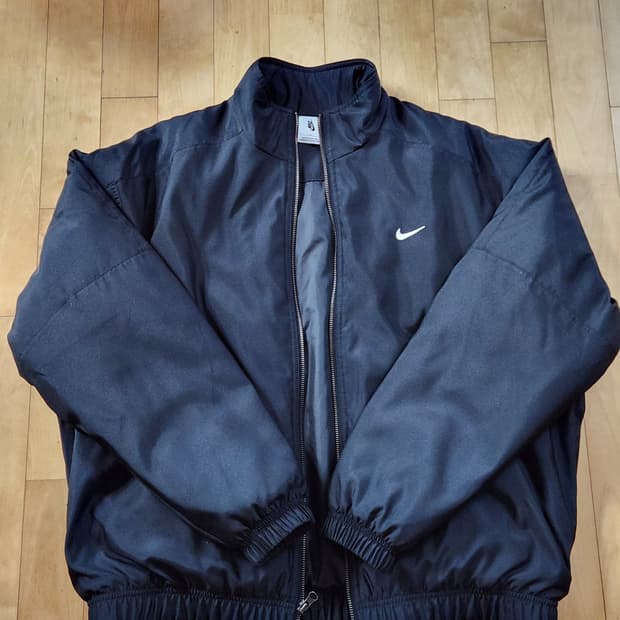 나이키 NRG 솔로 스우시 사틴 봄버 자켓 블랙 - 아시아