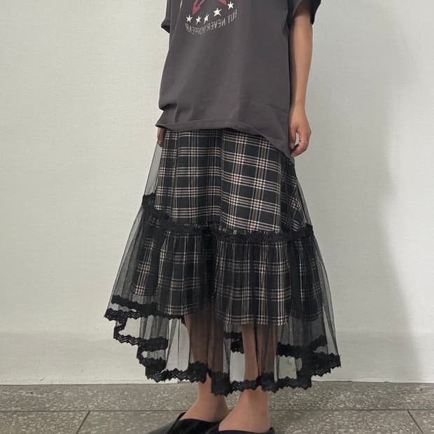 체크 시스루 미디 스커트