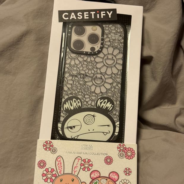 케이스티파이 16프로 맥세이프 무라카미 카이카이키키