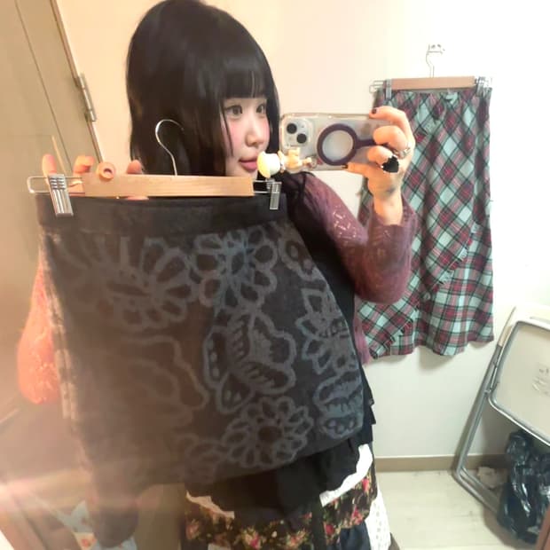 니트 미디스커트