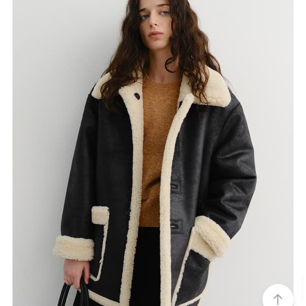 던스트 유니섹스 시어링 무스탕