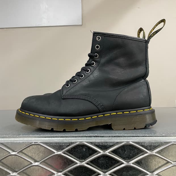 닥터마틴 1460 8홀 블랙 uk8