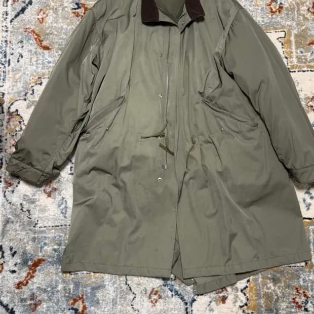 스튜디오 톰보이 피쉬테일 투웨이다운점퍼 L