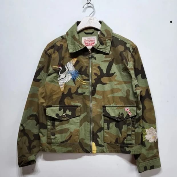 리바이스 카모 자수 점퍼 S