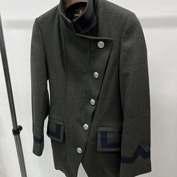 여) 비비안웨스트우드 은장 밀리터리 울코트 
