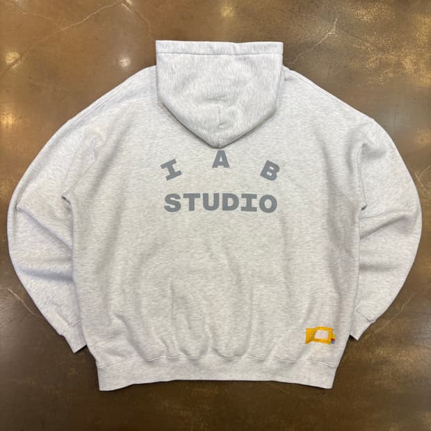 IAB STUDIO 후드티 그레이 #csz248
