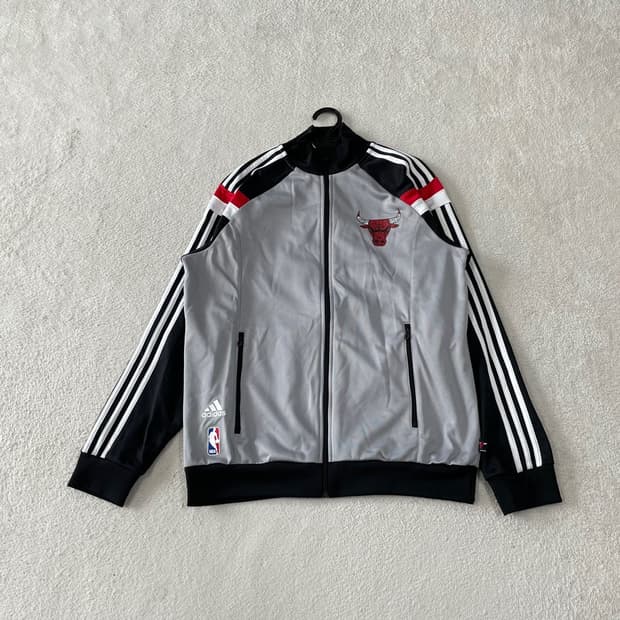 XL 아디다스 NBA 시카고불스 트랙탑 져지 105