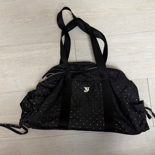 여밈 도트 블랙 숄더백