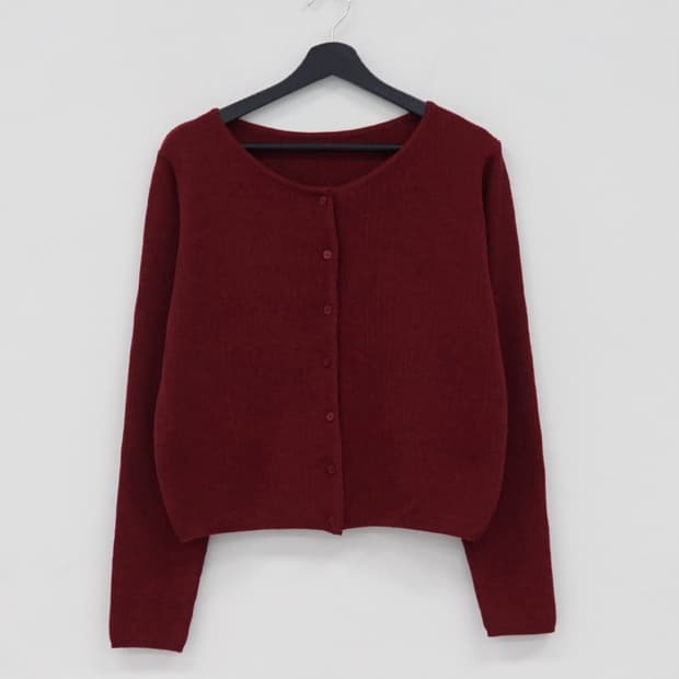 매니크 로셀 베이직 라운드넥 긴소매 가디건 레드 FREE