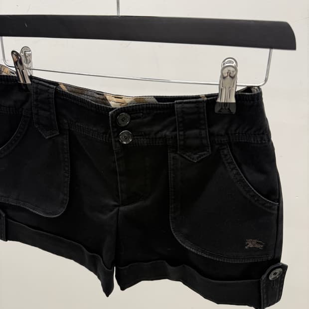 Burberry 버버리 블랙 포켓 숏팬츠 36