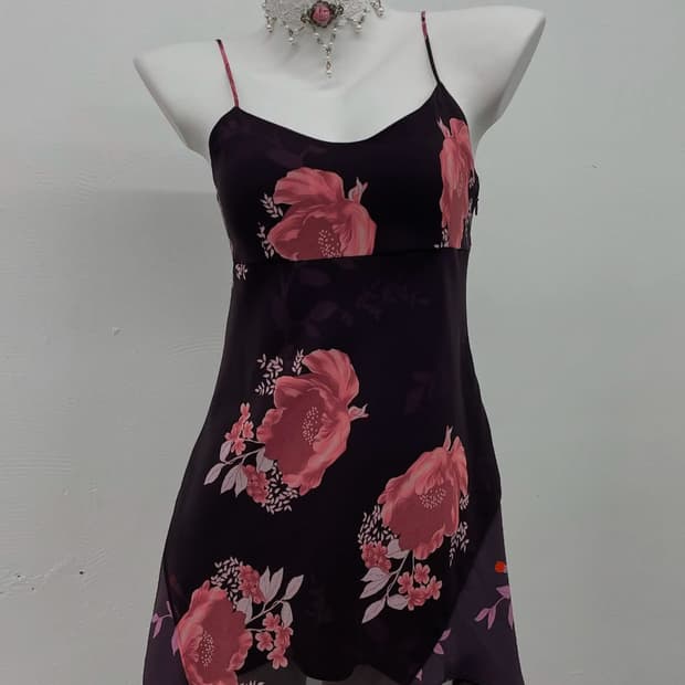 오리엔탈 플라워 패턴 언발 슬립