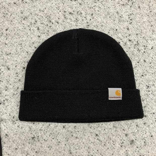 N77 칼하트 스트라터스 숏 비니