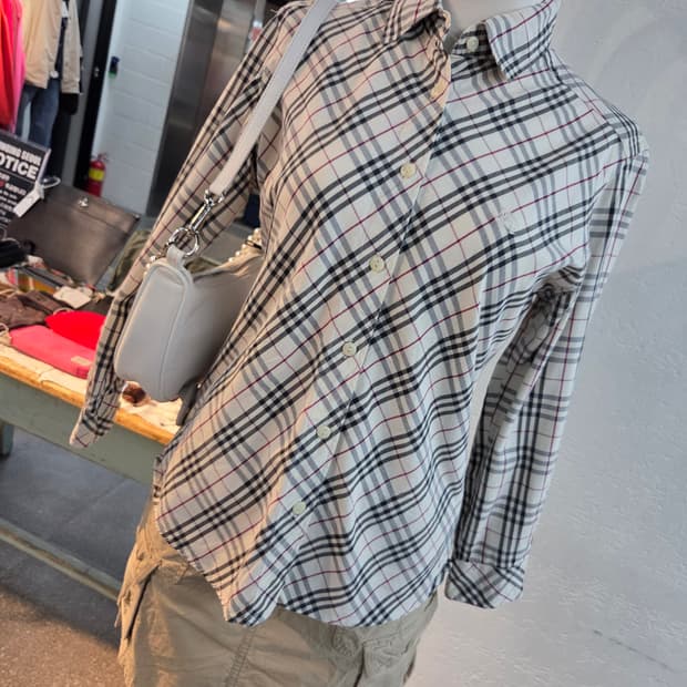 BURBERRY 버버리 아이보리 체크셔츠