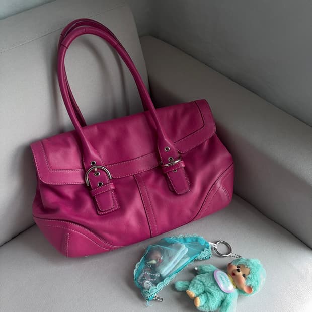 Coach pink shoulder bag