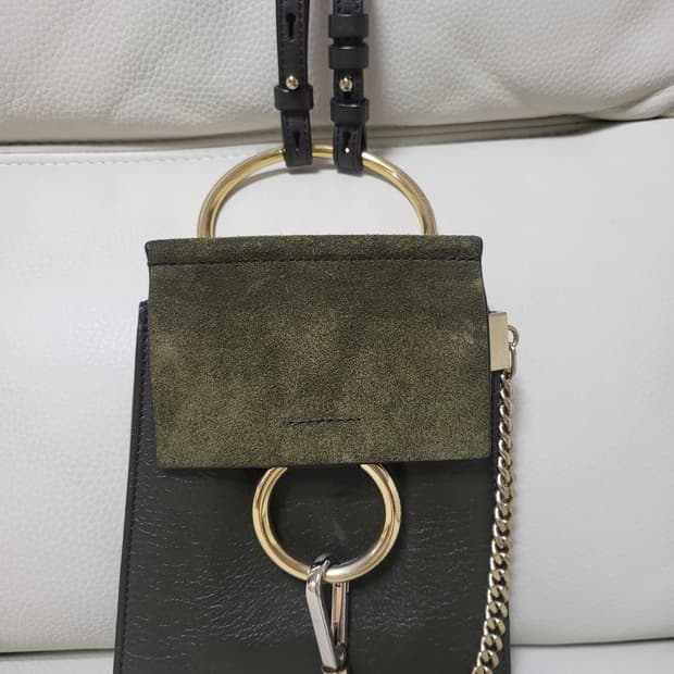 끌로에 페이백 미니 크로스백 