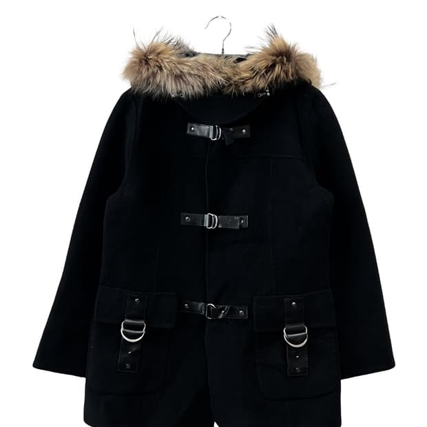 게스 00s 버클 퍼 울코트 블랙