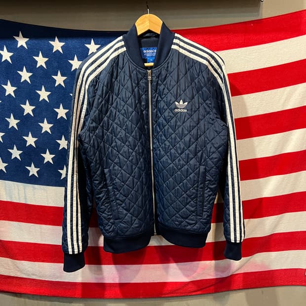 아디다스 경량 패딩 자켓