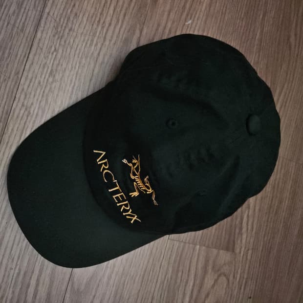 아크테릭스 X 팔라스 볼캡