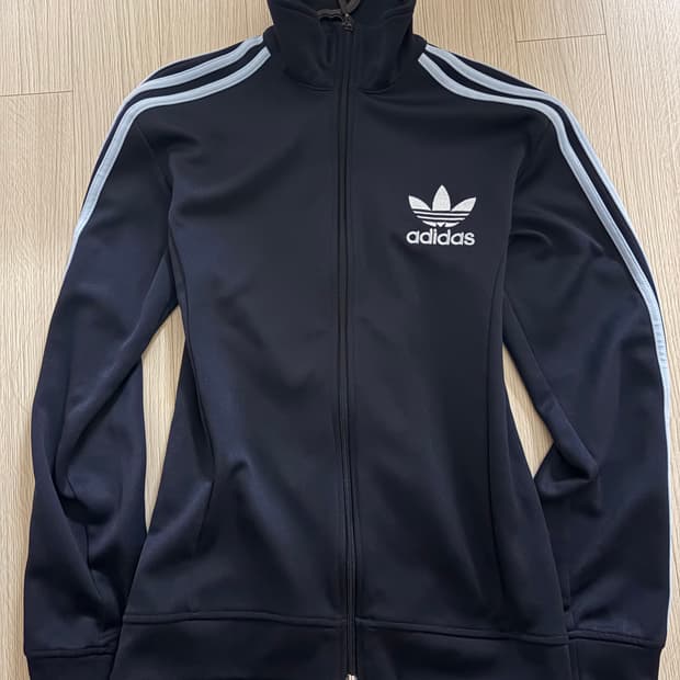 아디다스 유로파 네이비 스카이블루 져지