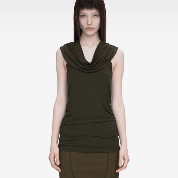 나체 SHAWL NECK SLEEVELESS KHAKI