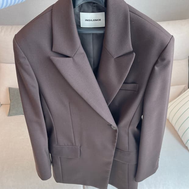 인사일런스우먼 브라운자켓 s