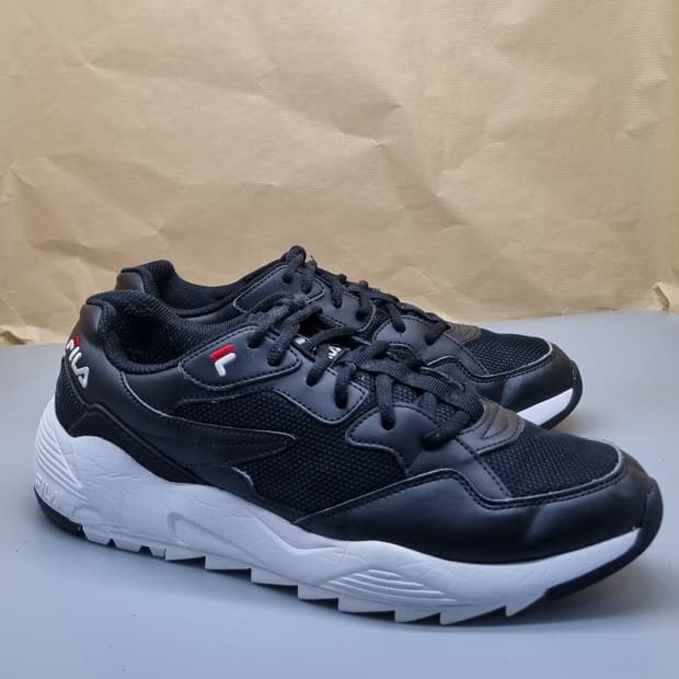 휠라 볼트 남성운동화 275