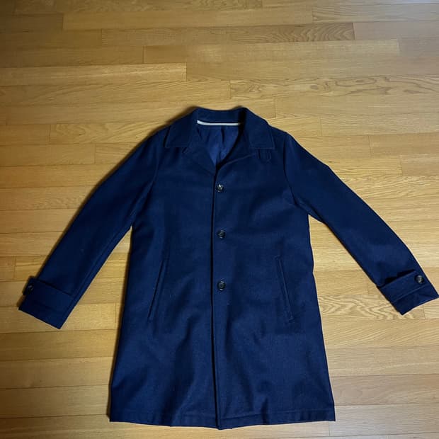 드루모어 네이비 코트 