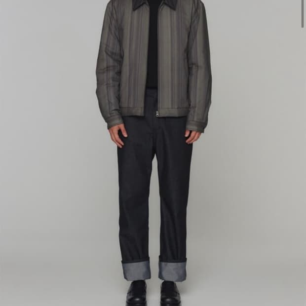 아모멘토 MENS COLORED STRAIGHT FIT DENIM 블랙