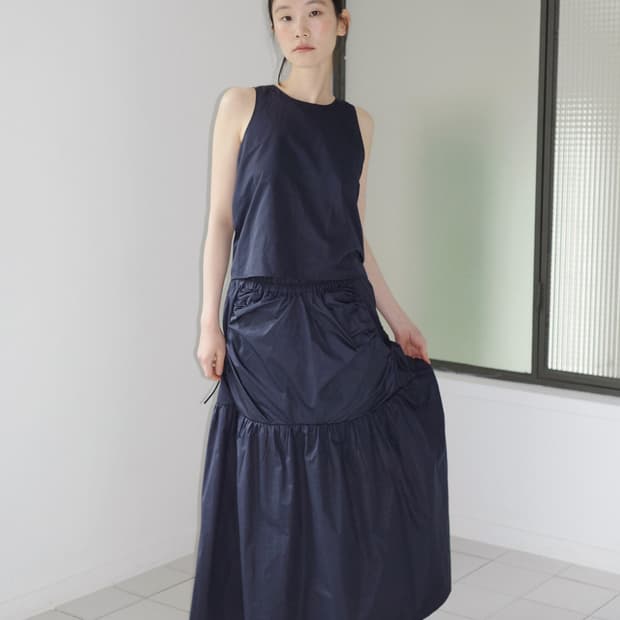 Hwi MONSOON SKIRT [NAVY]