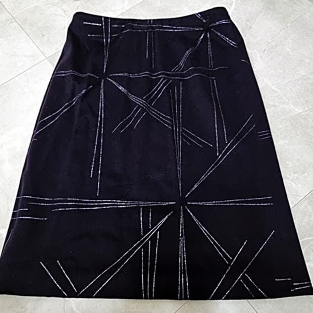 지아니베르사체 이탈리아청품 겨울스커트