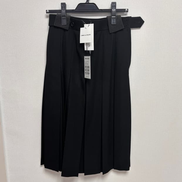 꼼데가르송 걸 플리츠 스커트