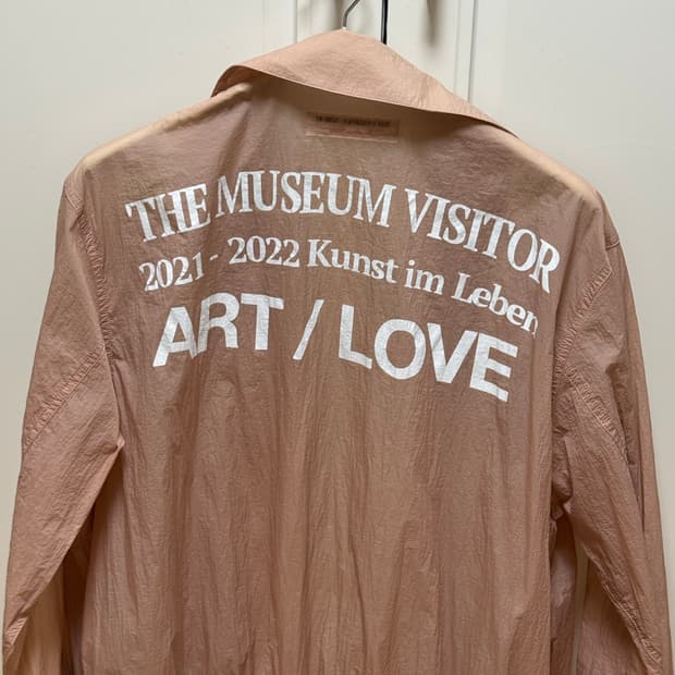 더뮤지엄비지터 art/love 바람막이