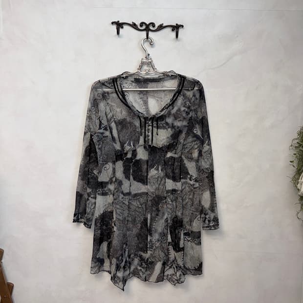 Black gray oriental graphic mesh blouse