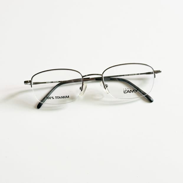 LAMY 실버 티타늄 반무테 스퀘어 프레임 빈티지 안경