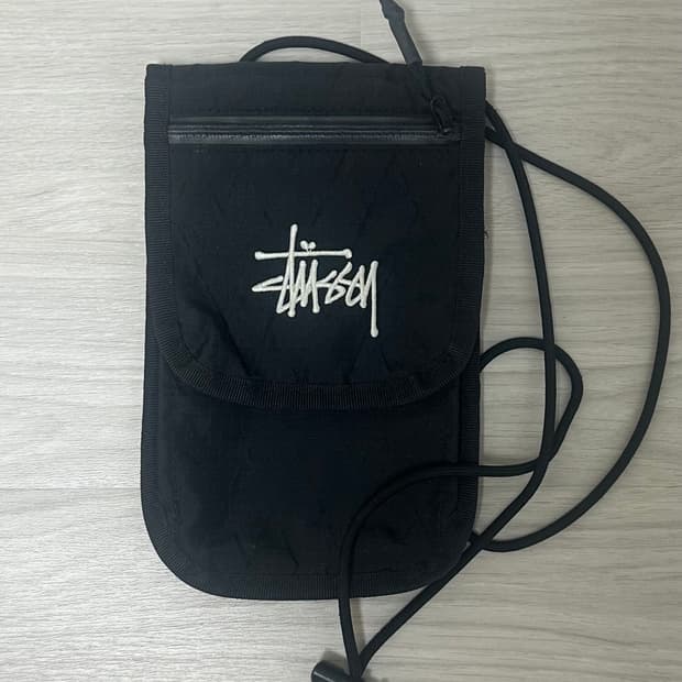 스투시 트래블 파우치 블랙