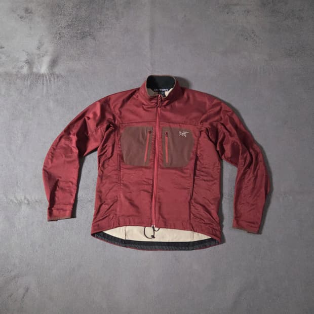 구형 00s 아크테릭스 앱실론 AR 자켓 바람막이 M