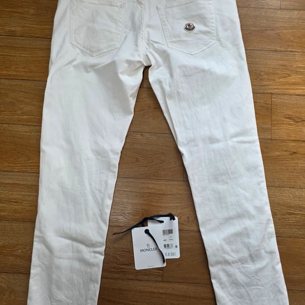 몽클레어 몽클레르 화이트 데님 와펜 팬츠