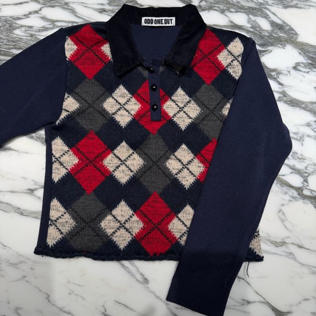 오드원아웃 깅엄체크 니트