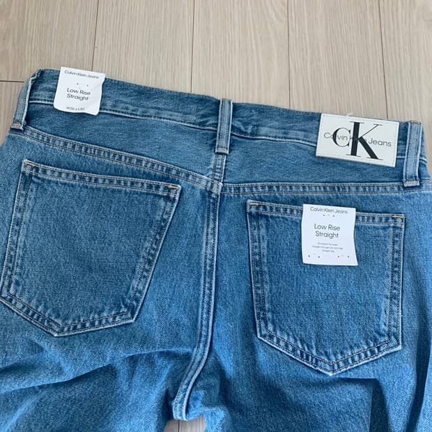 Calvin Klein 캘빈클라인 W26 L30 청바지 (새상품)