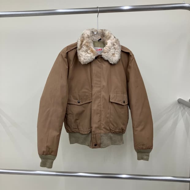 쇼트 구스다운 라쿤 봄버자켓 s