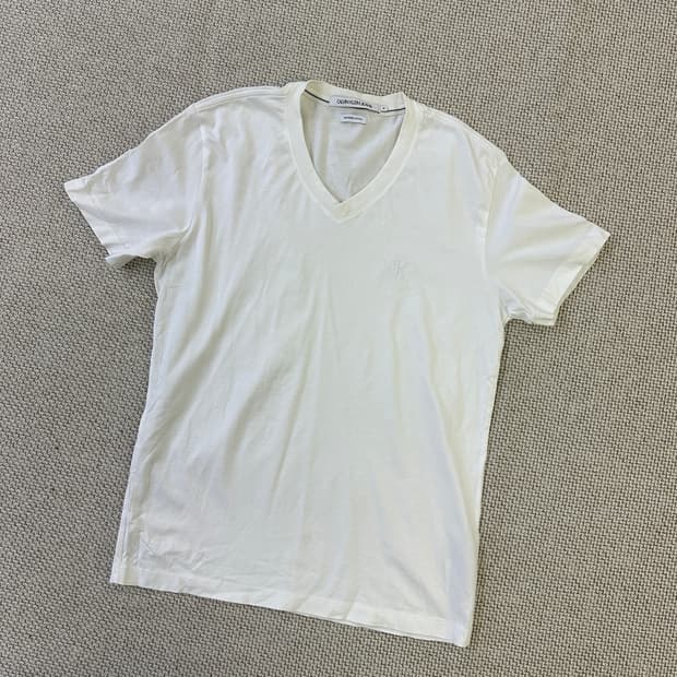 M 캘빈클라인진스 브이넥 반팔 티셔츠 0403D