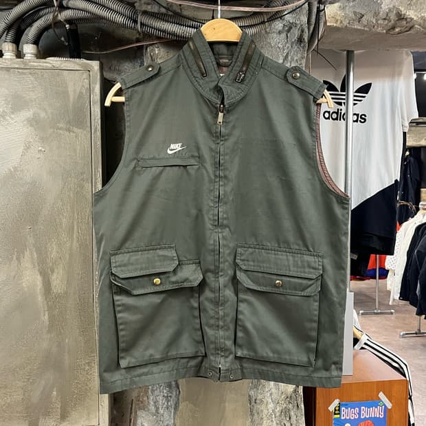 나이키 베스트 집업 M #csz2205