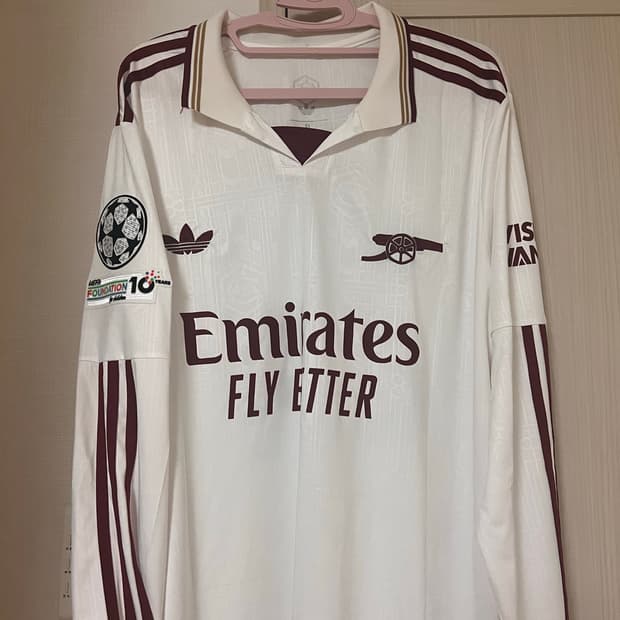 아스날 25-26 써드 긴팔 팝니다