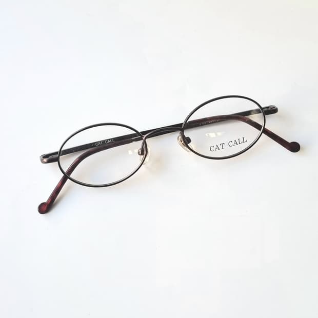 데드스탁 미니멀 타원형 빈티지안경테 508
