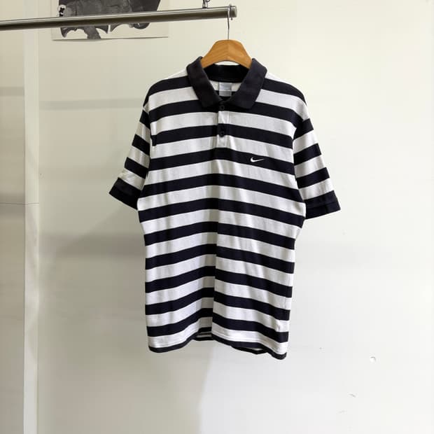 NIKE 폴로 티셔츠