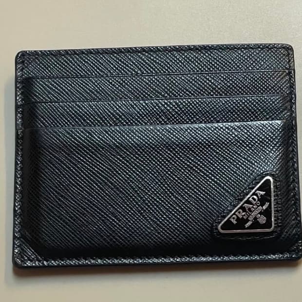 파라다 사피아노 지갑