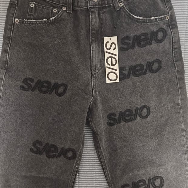 에스이오 로고 엠브로이더리 데님 팬츠 흑청 3사이즈
