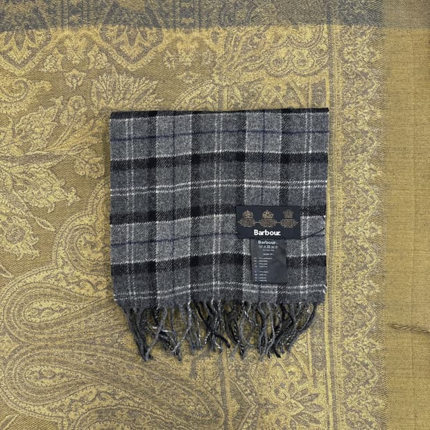 바버 헤리티지 메인라인 그레이 블록체크 램스울 머플러 N269