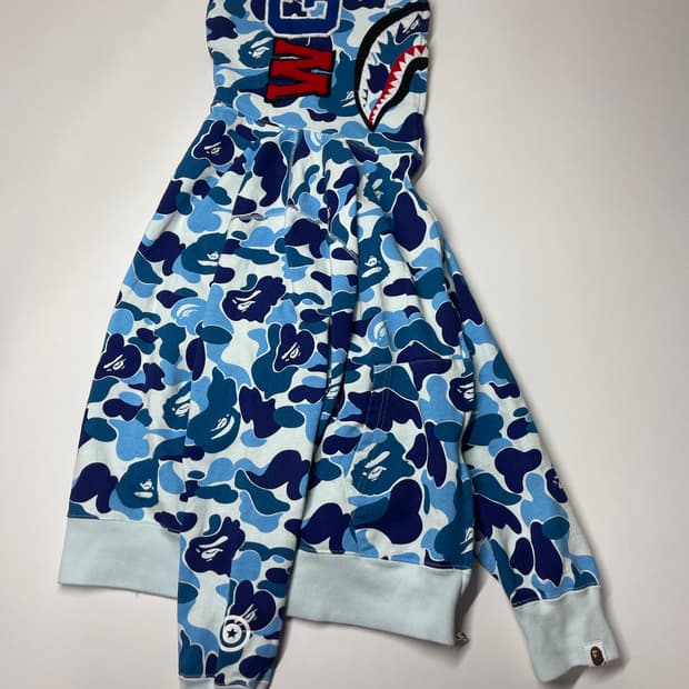 베이프 BAPE 블루 카모 샤크 후드집업 L